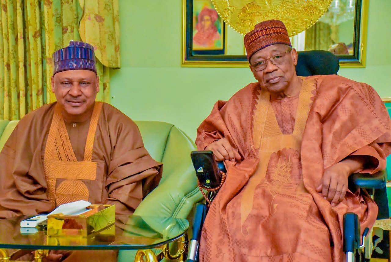 MINISTER OF INFORMATION ON CONDOLENCE VISIT TO MINNA.